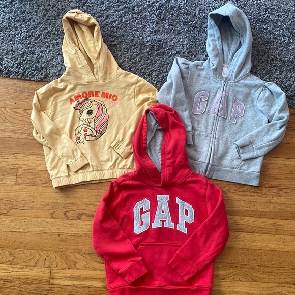 GAP Other - Little Girl Hoodie Sweater Bundle Size 5